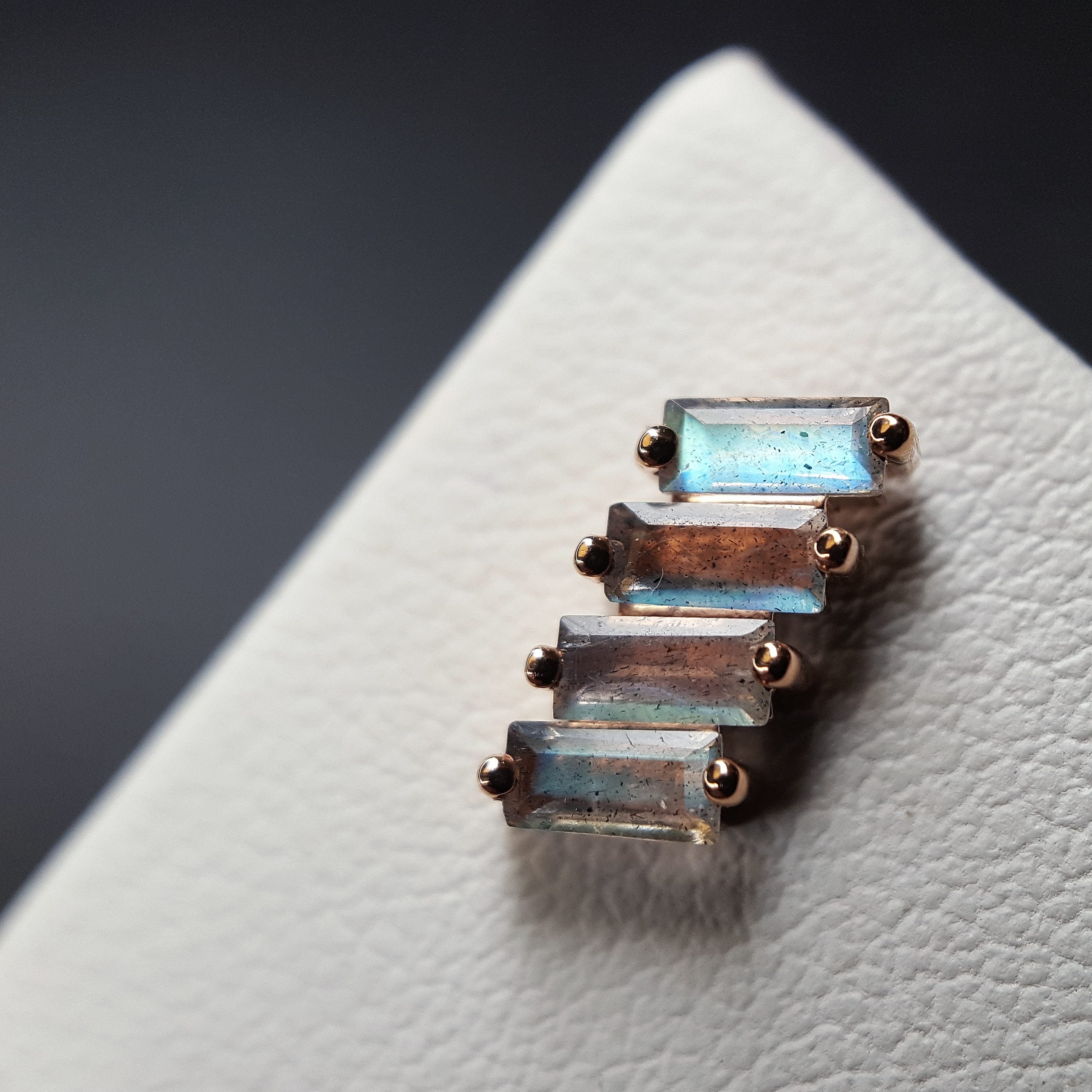BVLA - Liara 4 - Labradorite-thumbmail-2