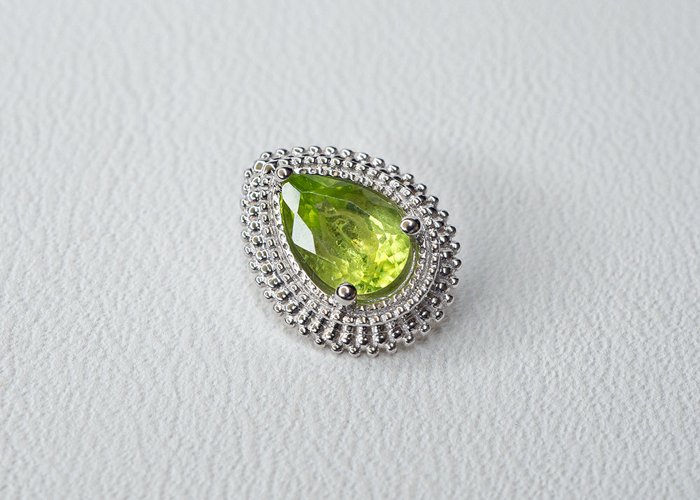 BVLA - Afghan Pear - Peridot