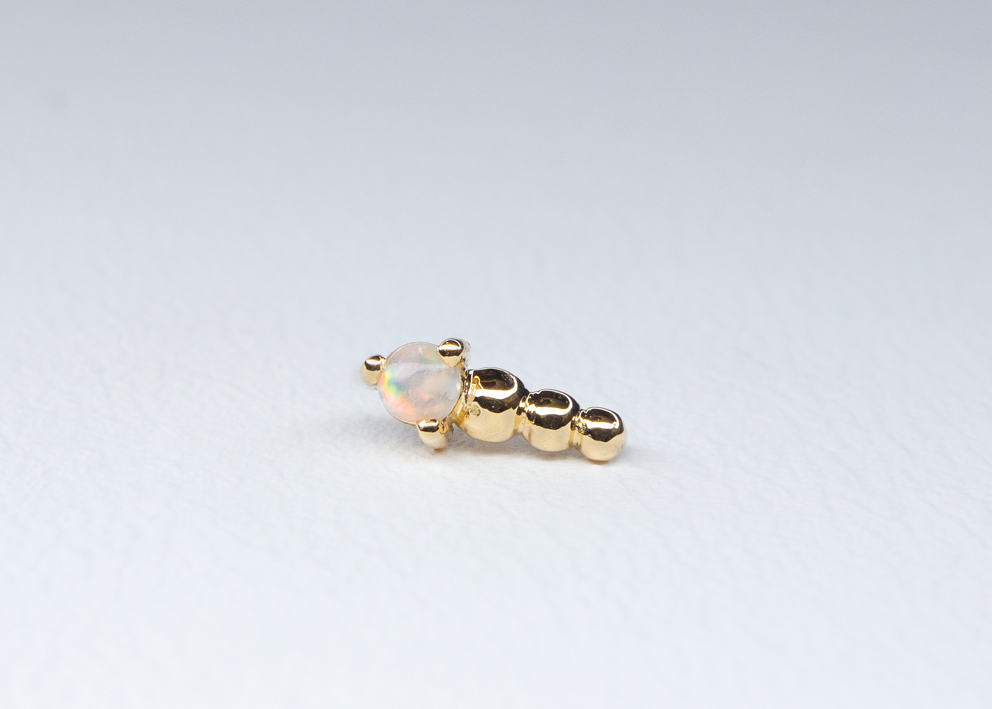 BVLA - Glow Worm - Opal