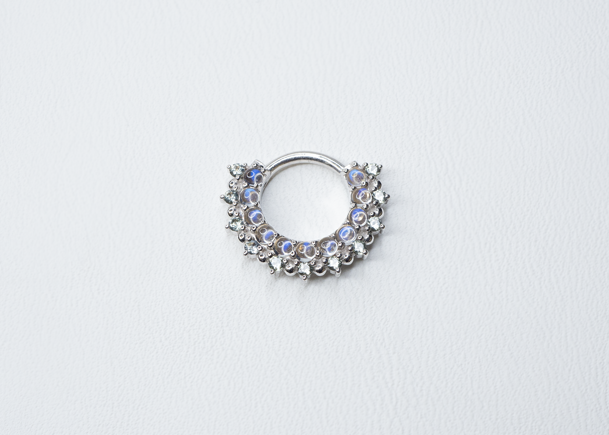 BVLA - Horizon - Rainbow Moonstone / Grey Sapphire