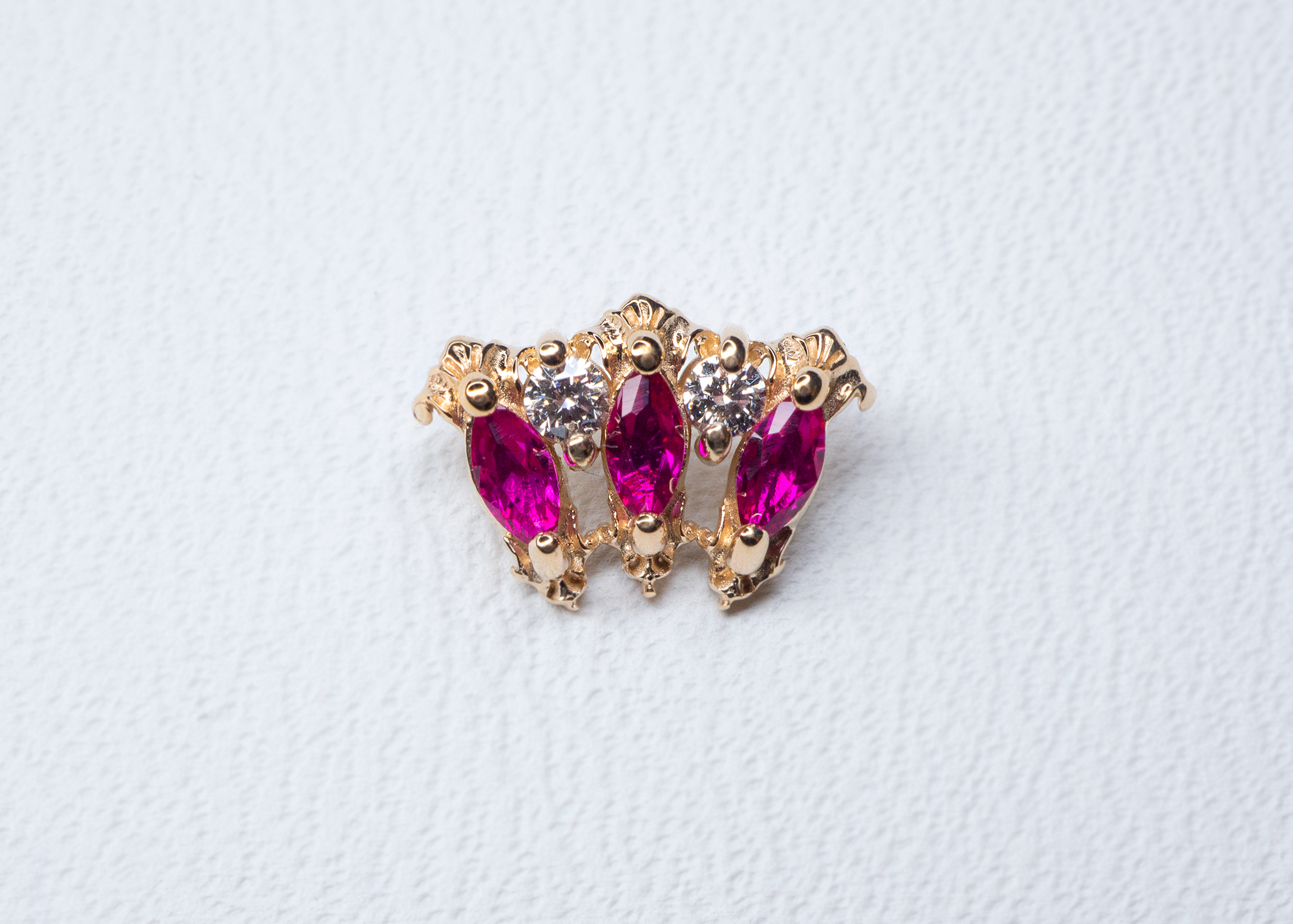 AuAdore - London Jayne - Ruby / Diamond