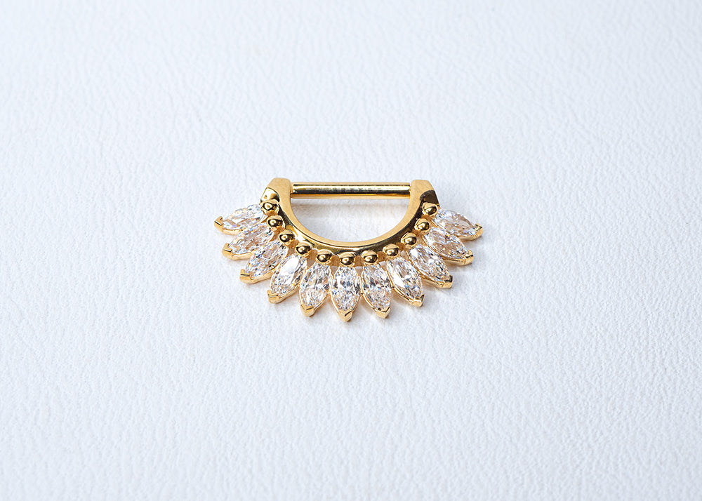 Auris - Marchesa D - Cz-thumbmail-2