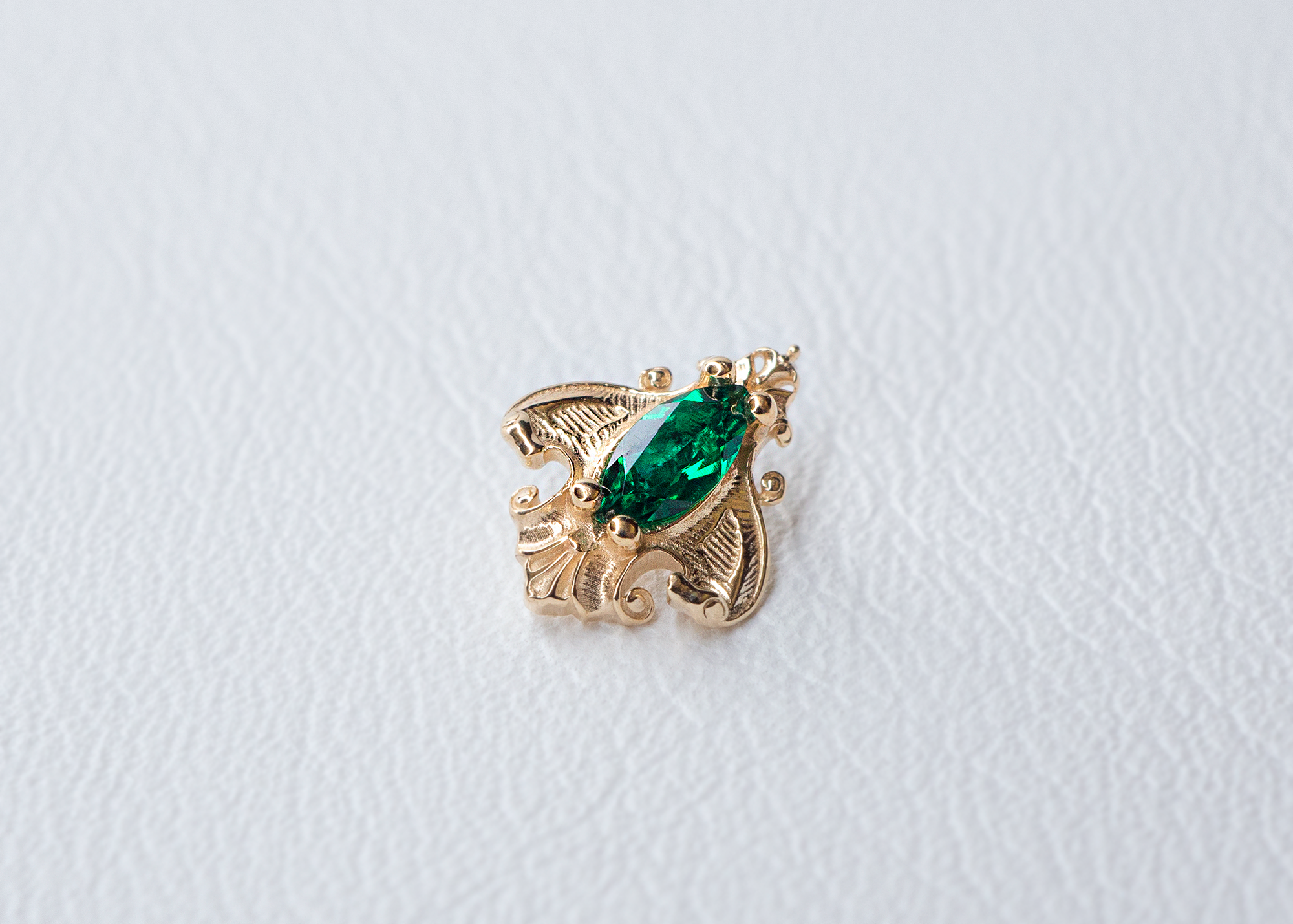 AuAdore - Matriarch - Emerald
