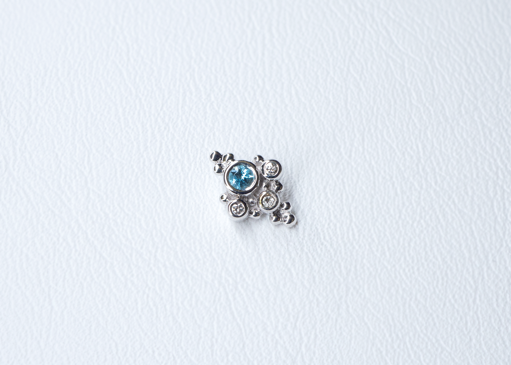 BVLA - Round Sarai - Swiss Blue Topaz / Diamond