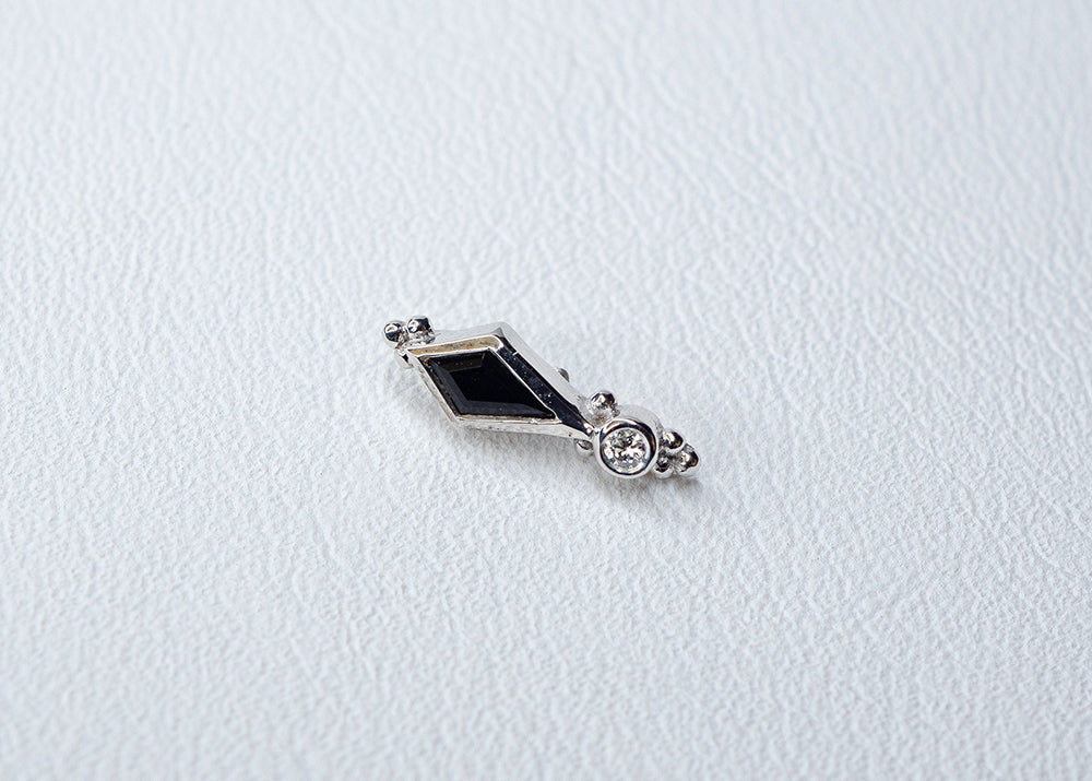 BVLA - Sensation - Onyx / Diamond